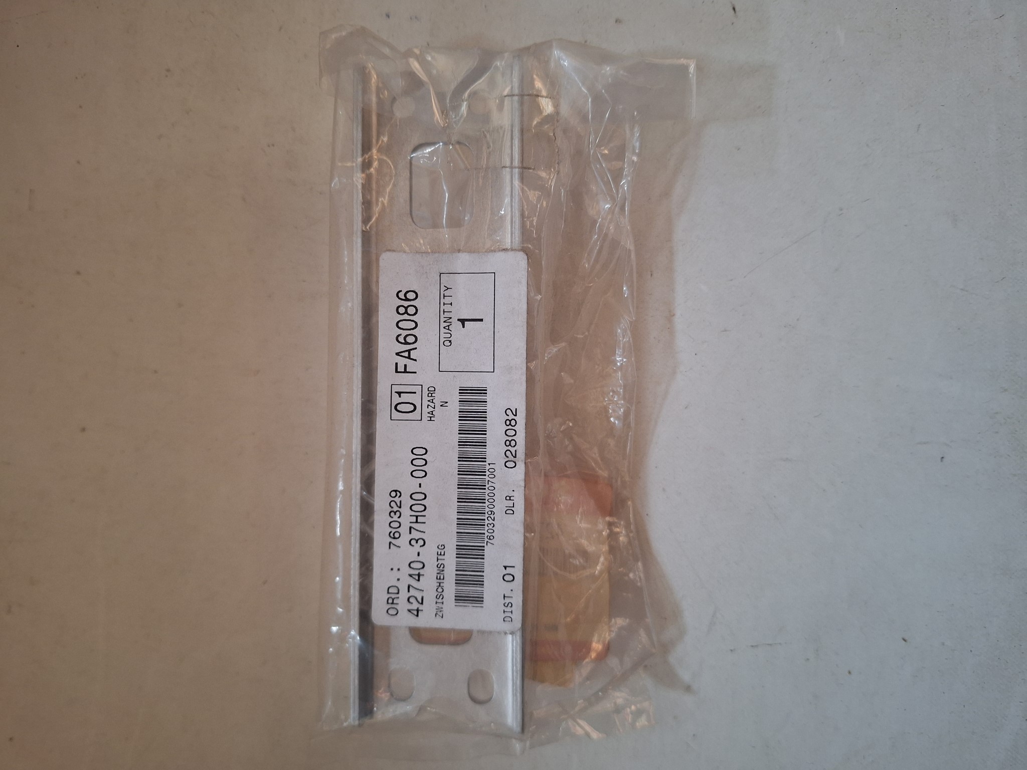 Picture of SUZUKI  ZWISCHENSTEG  42740-37H00